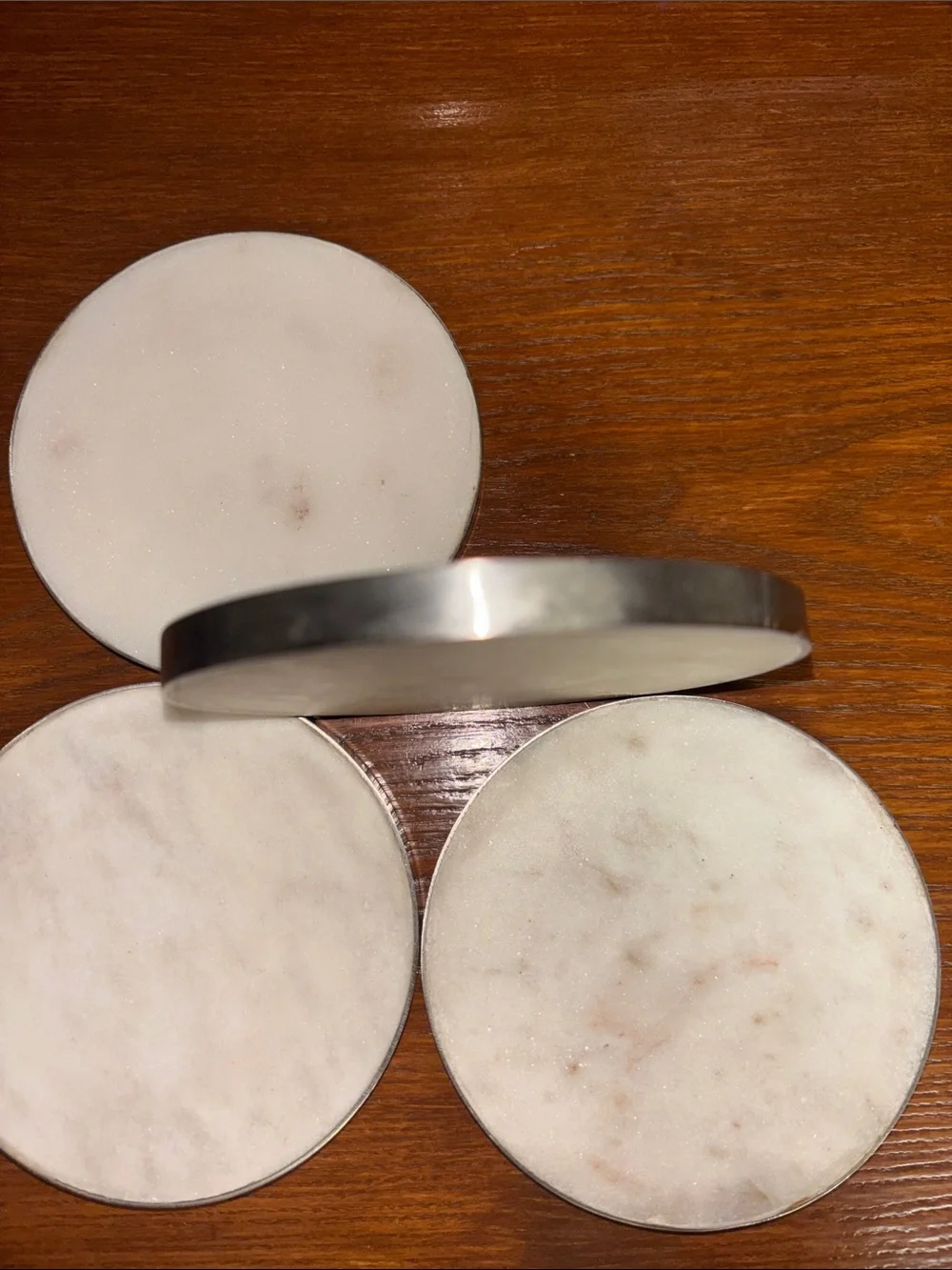 Set of 4 Round Off White Marble Coasters